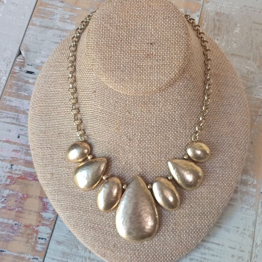 Chico's Bib Statement Necklace 18" Hammered Teardrop & Oval Geometric Gold Tone